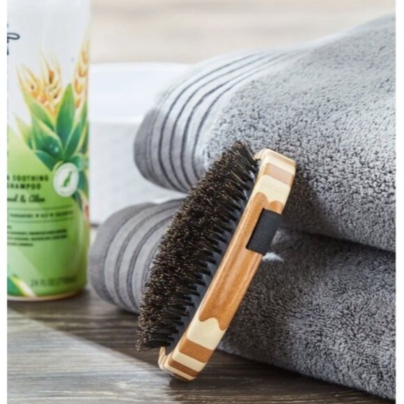 NWT Oster Vibrant Life Bamboo Dog Brush Palm Grip for Medium & Long Coats - Picture 11 of 11